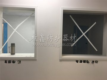 铅玻璃窗
